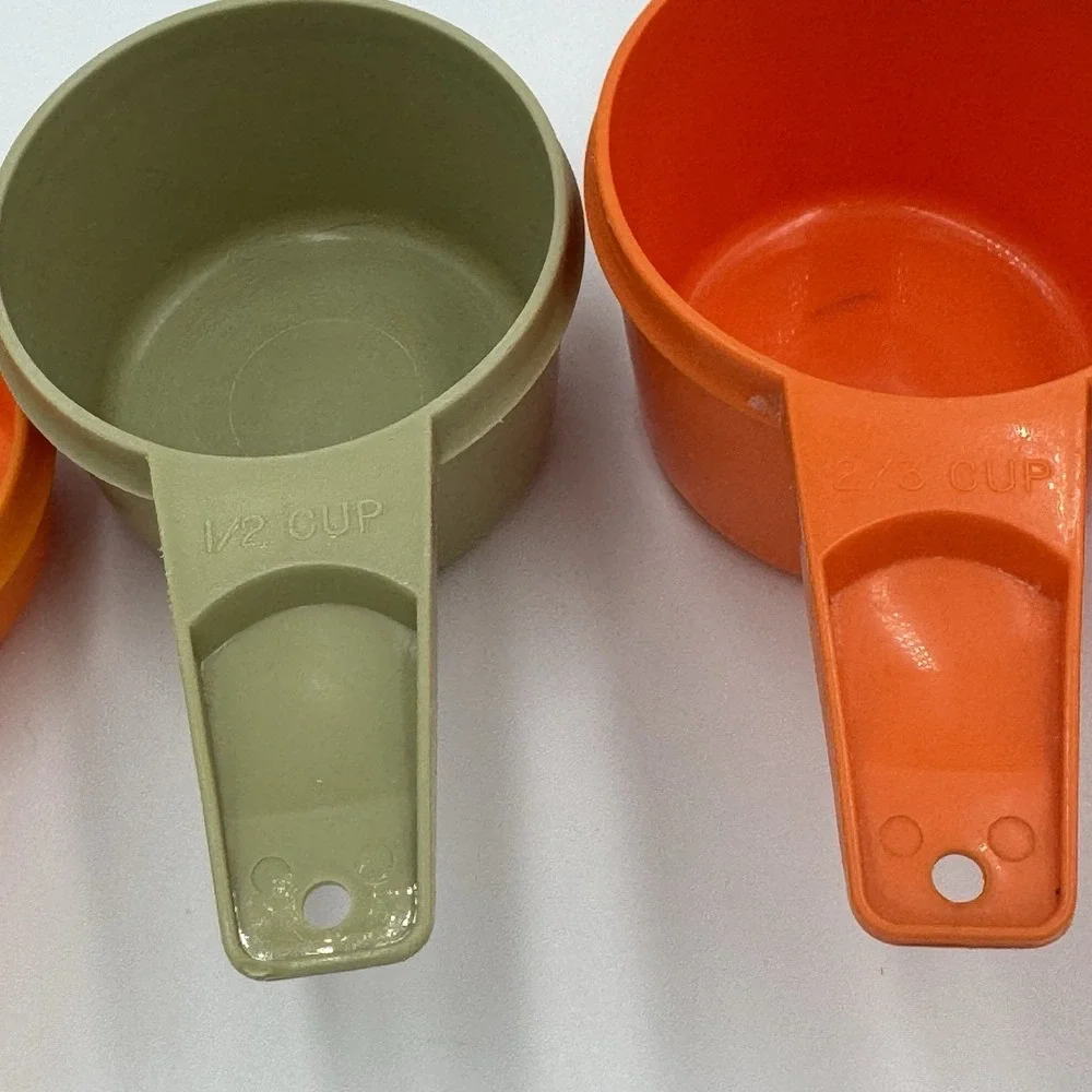 TUPPERWARE Measuring Cups Mismatched‎ Orange & Green Stacking Set of 4 Vintage